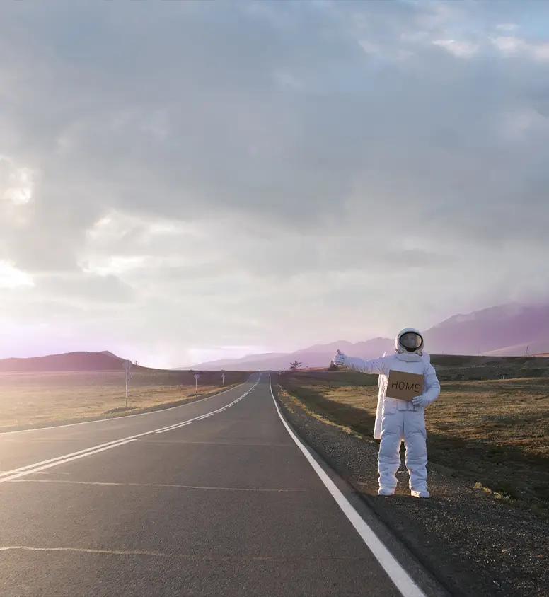 MOBILE_astronaut_hitchhiker